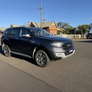 2016 Ford Everest