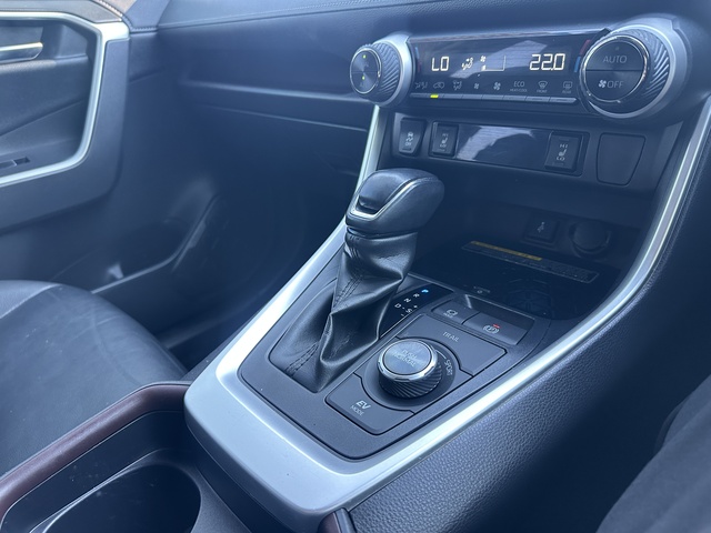 2020 Toyota Rav4 Hybrid - Image 9