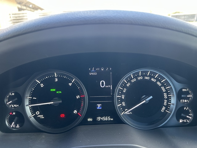 2020 Toyota LandCruiser - Image 5